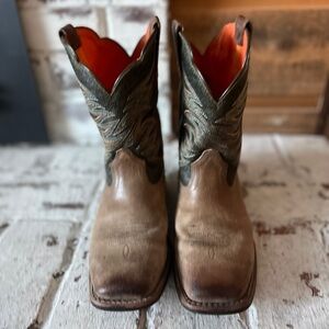 Ariat kids 3.5 Western Leather Boots